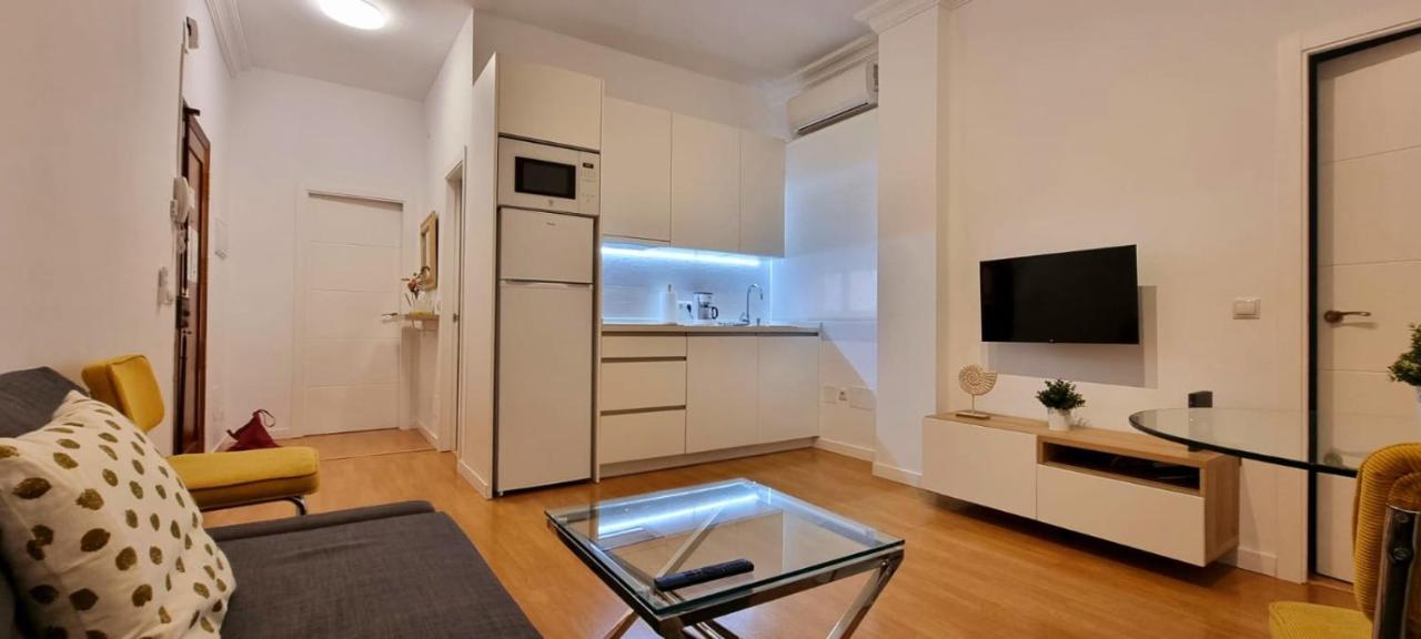 Gleaming & Well Located Apartment In Malaga Center 外观 照片